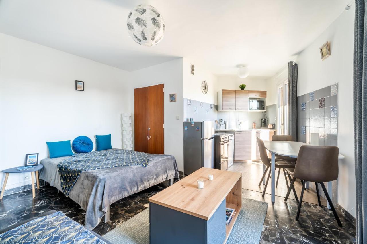 Grand Studio Proche Du Port Et Des Plages Санари-сюр-Мер Экстерьер фото
